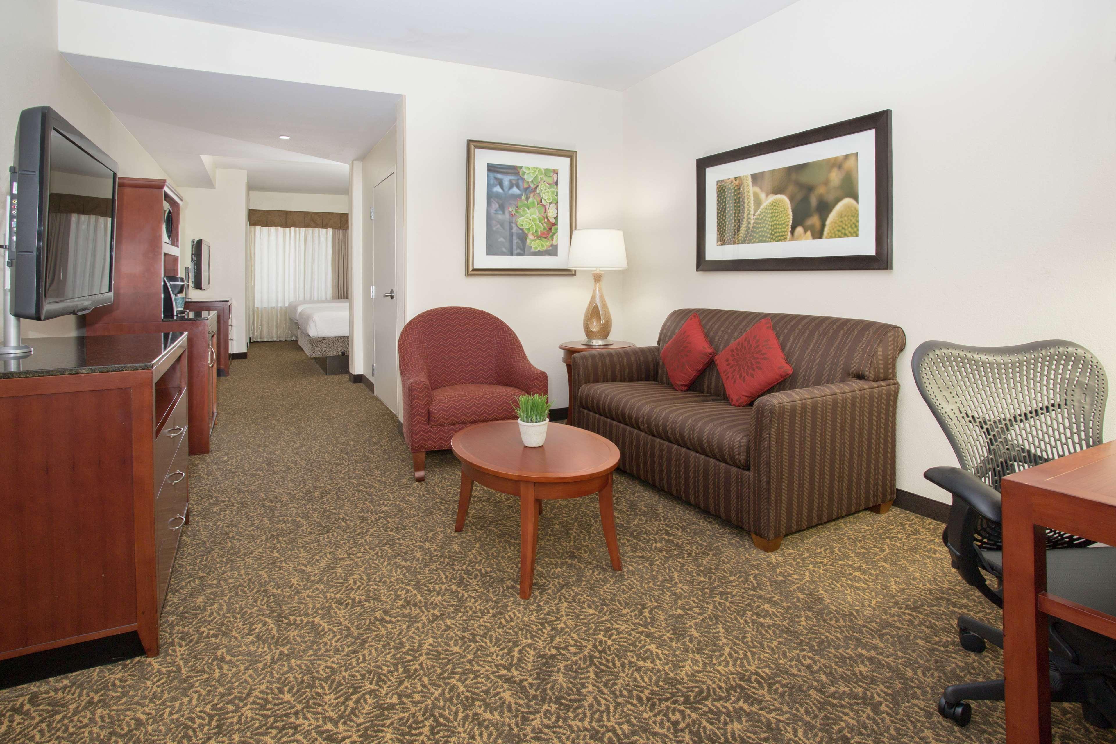 Hilton Garden Inn Phoenix/Avondale Exterior foto